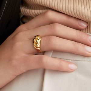 Mejuri gold vermeil croissant dome ring